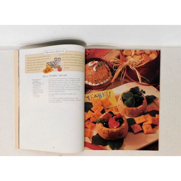 Wilton Gifts from the Kitchen Recipes and Ideas for Take Along Gifts Trade PB - Picture 4 of 4